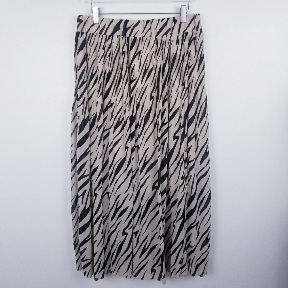 Ophelia Roe Animal Zebra Print Pleated Maxi Skirt